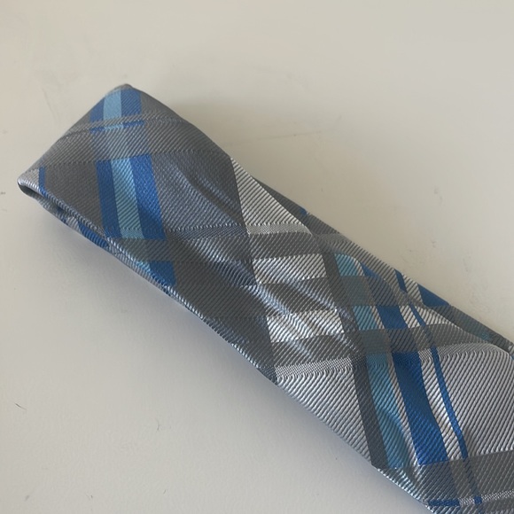 Handmade Blue Grey Striped Tie by Silk Rhino - Boarding School Attire - Picture 5 of 9